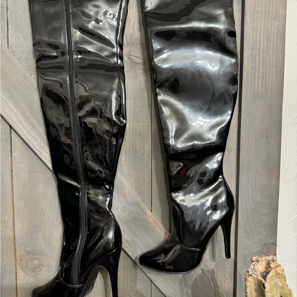 Black Over-the-Knee Boots